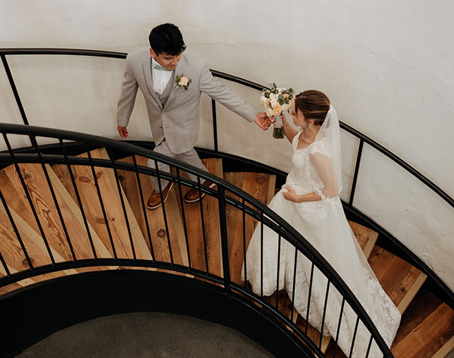 TheBarn-Weddings-Stairs